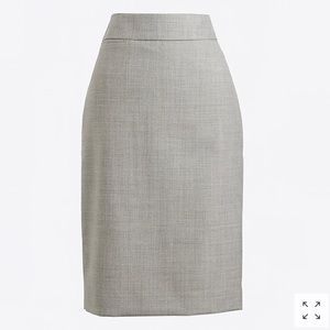 Jcrew lightweight wool pencil skirt, size 8 NWT